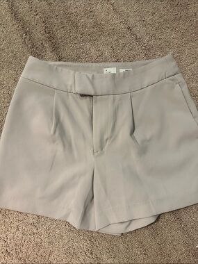 A new Day Women's Tailored Pleat Front Shorts